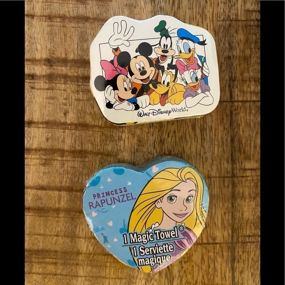 Walt Disney world Mickey Minnie Mouse daffy goofy rapunzel cotton magic towels - Picture 1 of 2